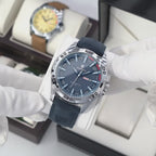Poedagar Men's Bold Leather Sports Watch